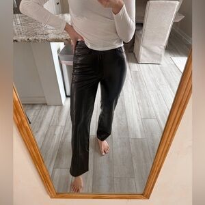Abercrombie 90s Relaxed High Rise Faux Leather Pants Black Size 25